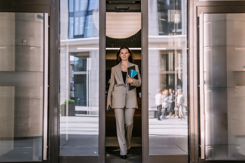 The Outstanding Benefits of Automatic Doors for Banks