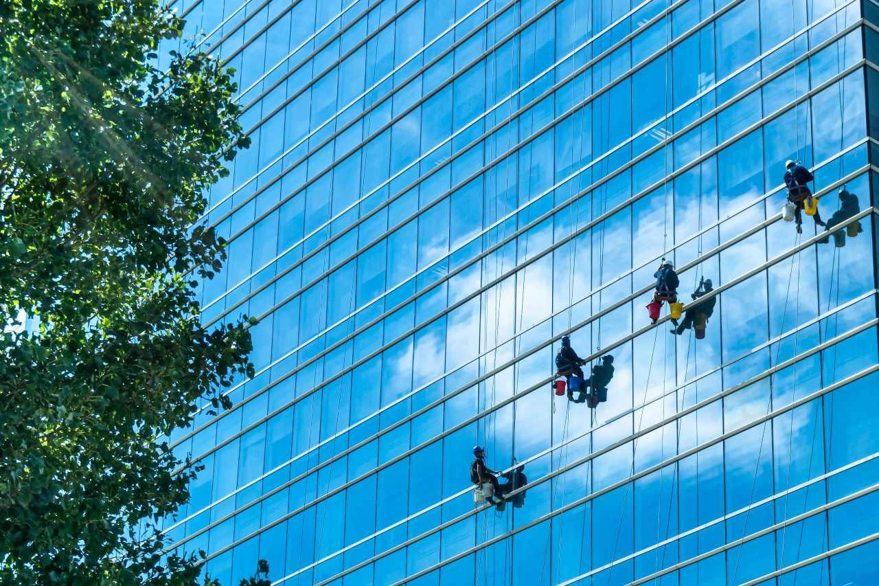 6 Useful Tips to Enhance Your Commercial Building’s Appearance