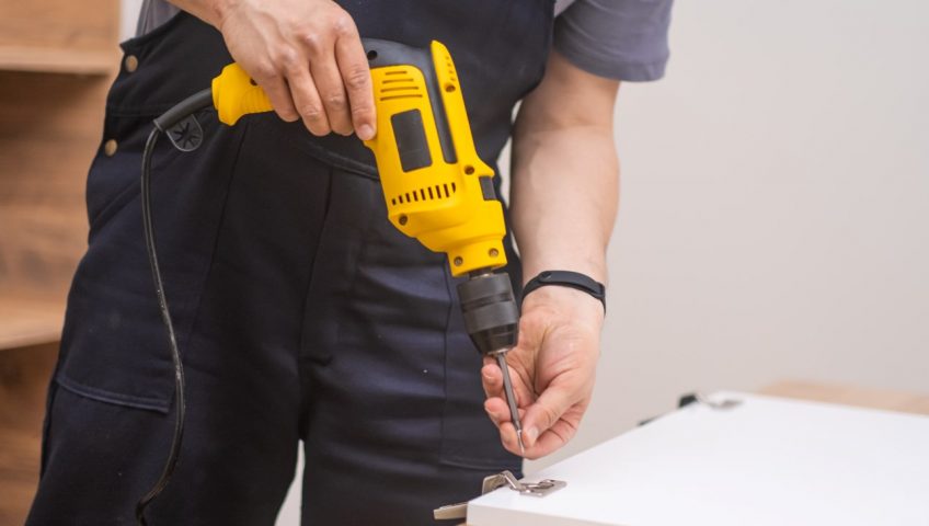 A Simple 5-Step Guide On Installing Sliding Doors